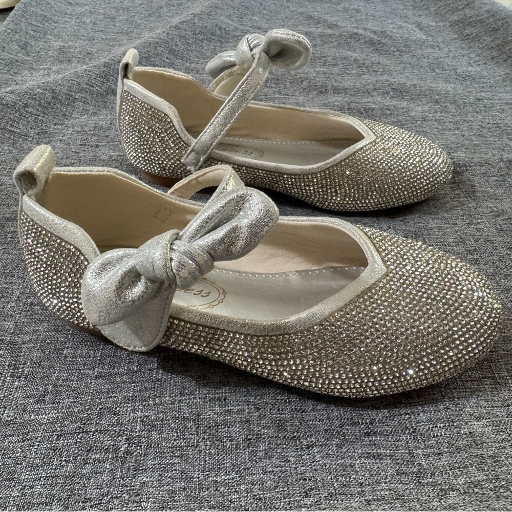 Girls silver sparkly flats with Velcro bow strap